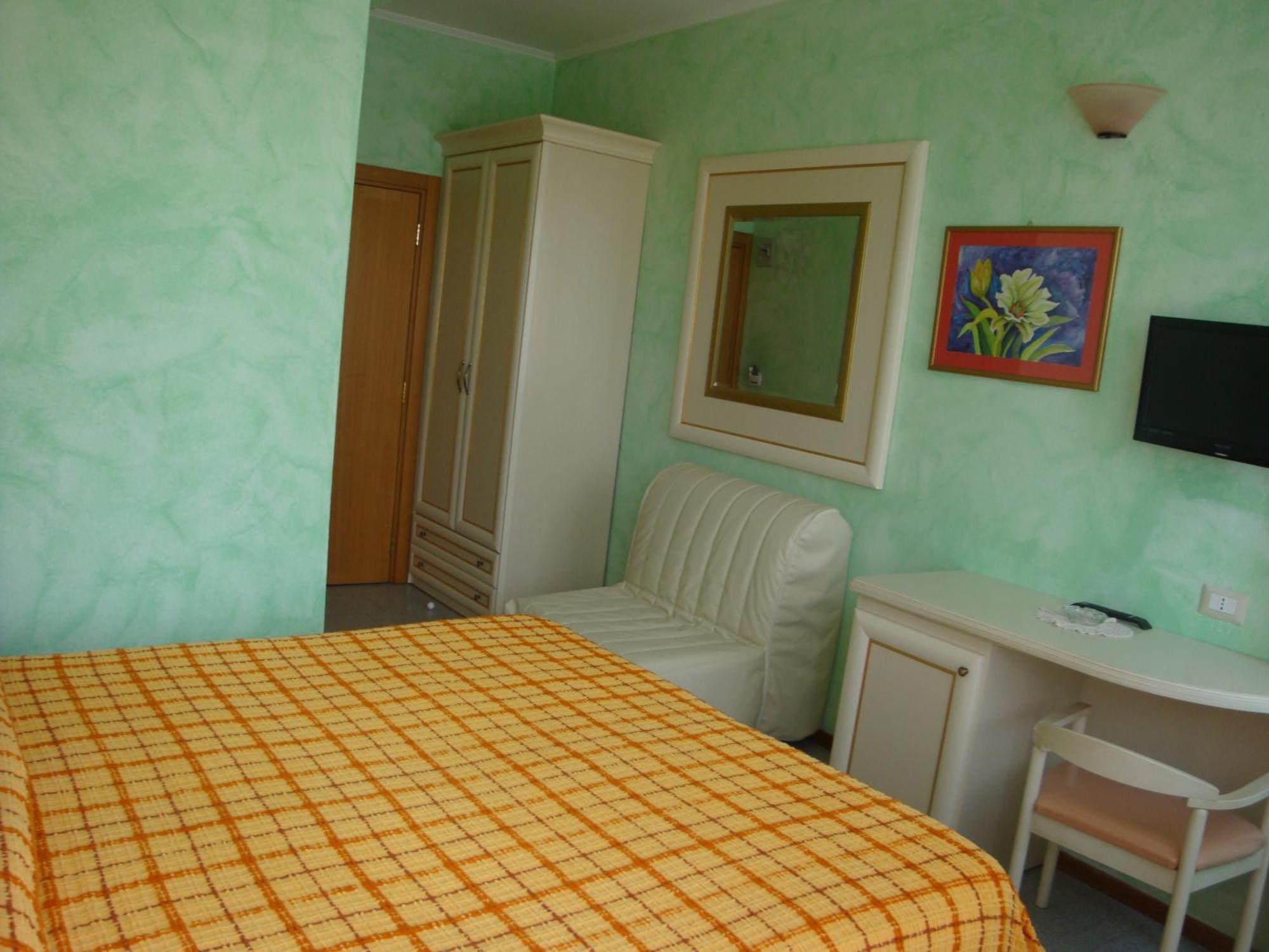 Hotel Prestigio Cesenatico Bilik gambar